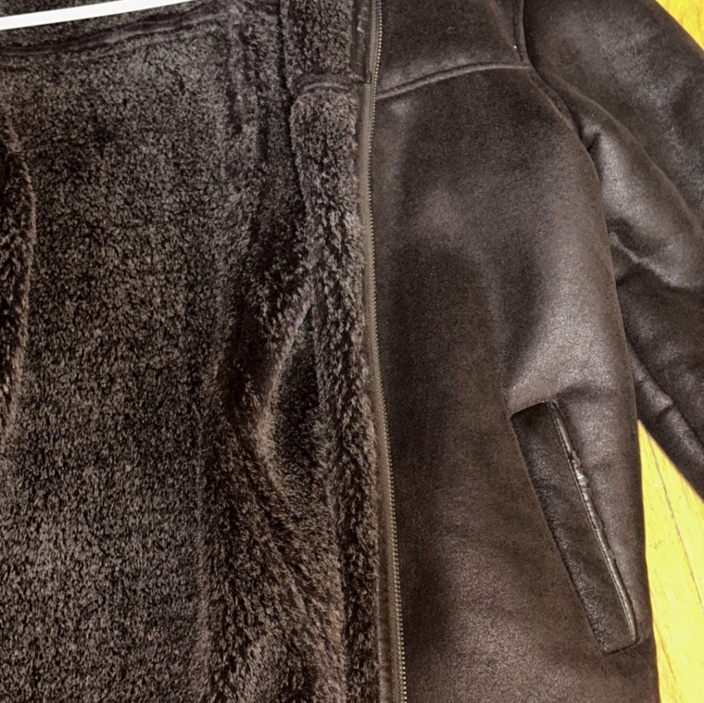 Shearling Coat - Picture 5 of 6